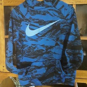 SOLD.......Boy's XLarge Nike sweatshirt (dri-fit)